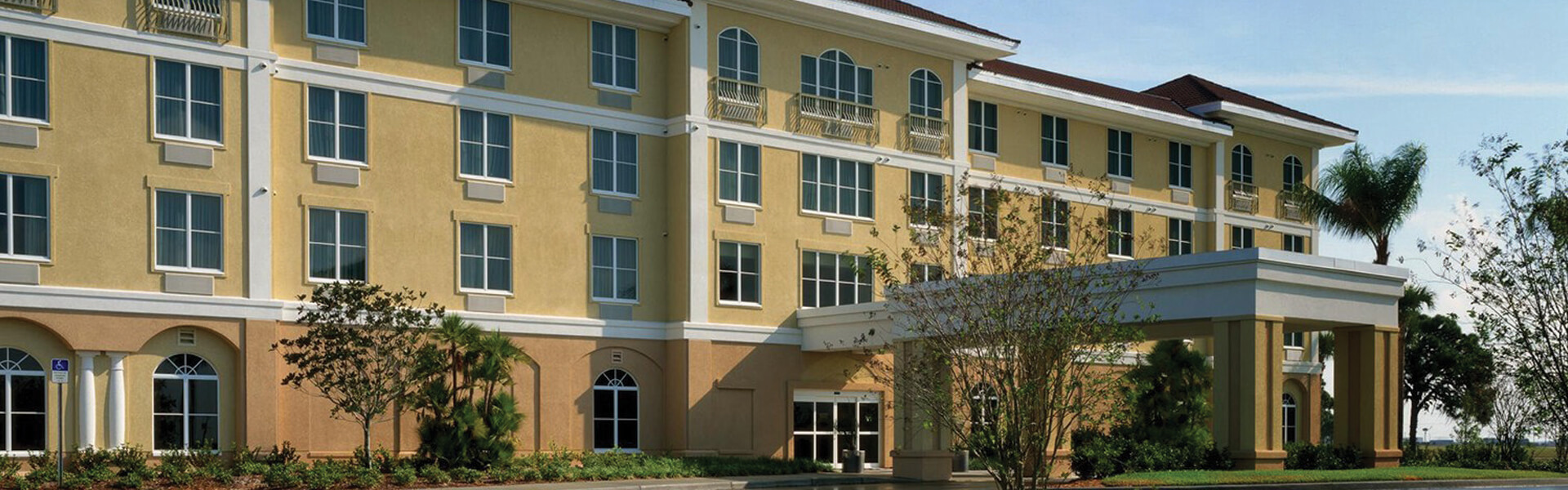 Hotel 1-visit-sebring-fl