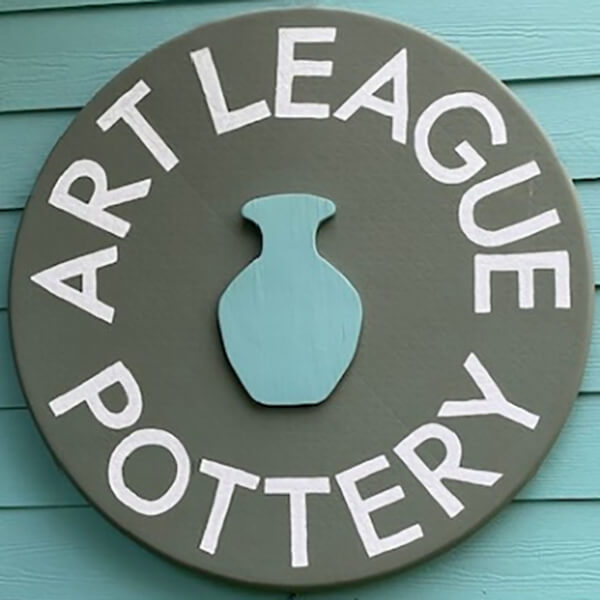 Pottery logo-visit-sebring-fl