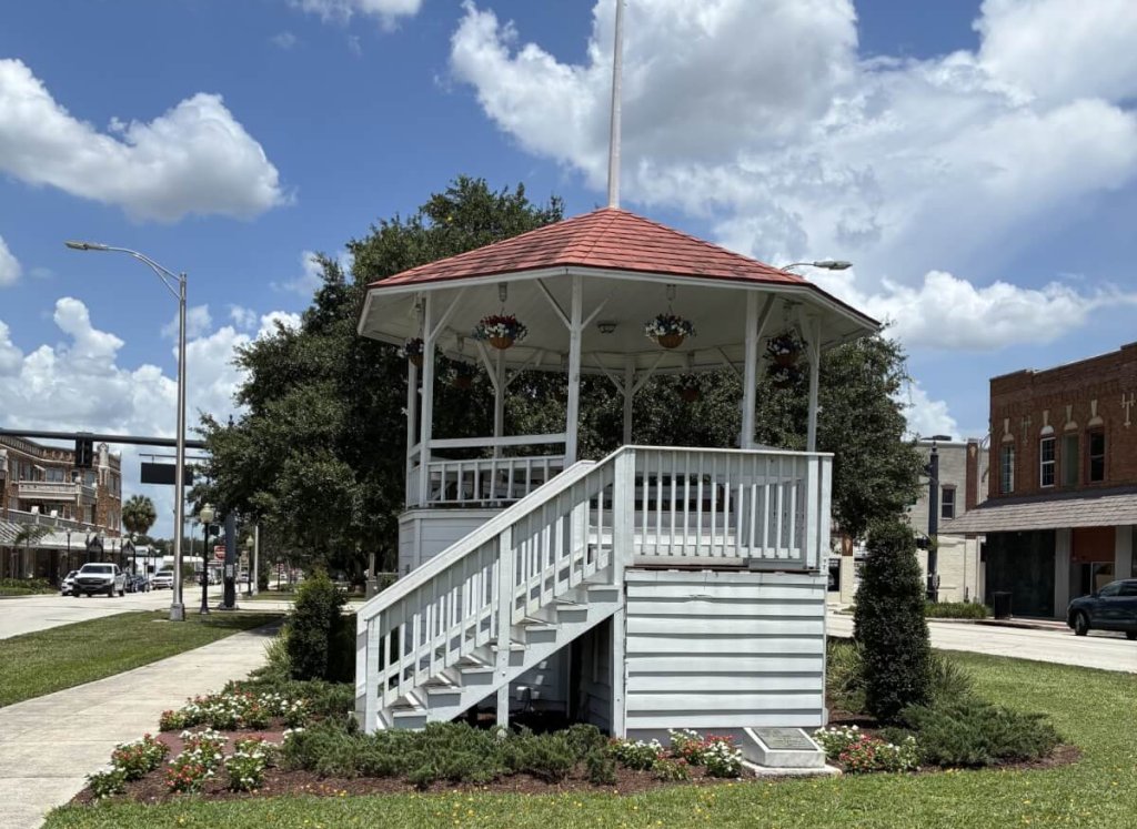 ap main street scaled e1786480582984-visit-sebring-fl