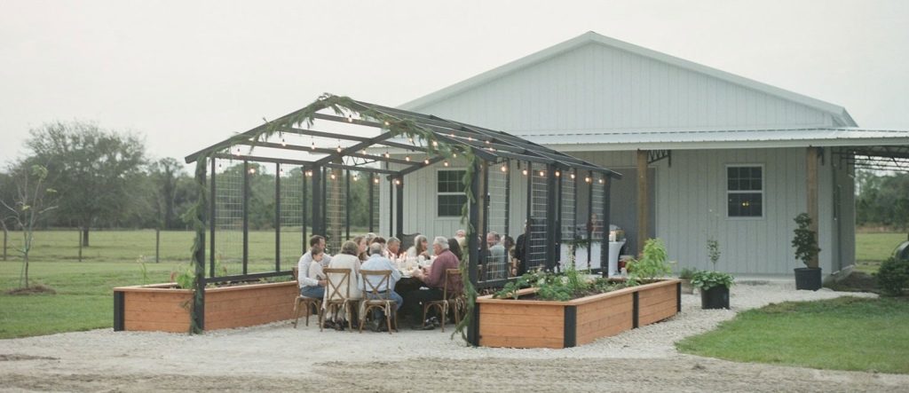 Outdoor dinner at Arbuckle Creek Farms