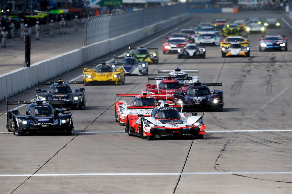 Cars at Sebring International Raceway