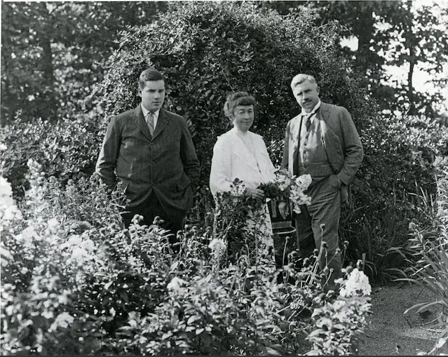 Black and white photograph of John and Margaret Roebling known for establishing the Archbold Biological Station and preserving land for Highlands Hammock State Park in Florida.